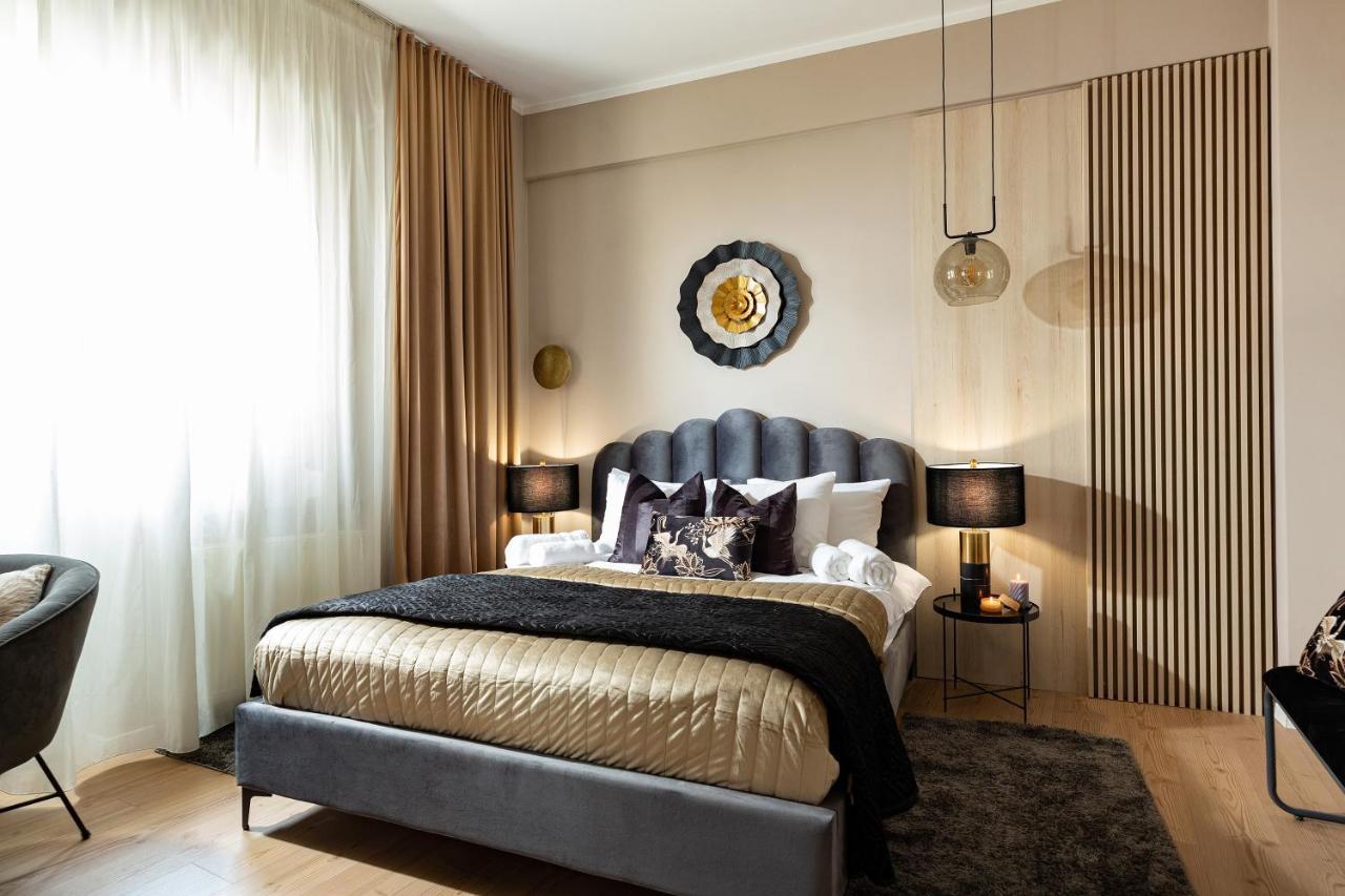 Qult - Dune * Bucarest